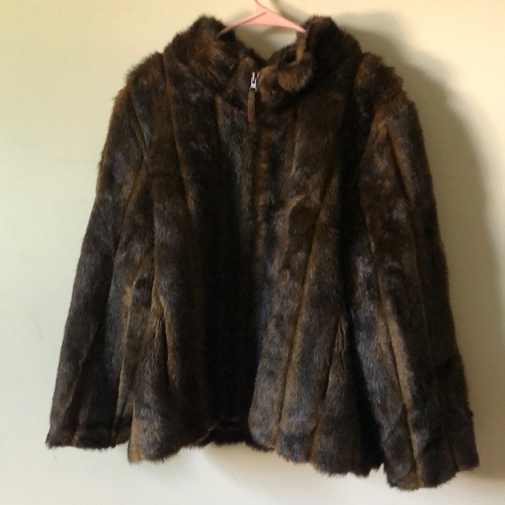 Fancy! Soft fur coat !